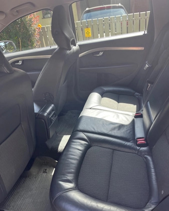 Volvo V70 cena 23400 przebieg: 240000, rok produkcji 2009 z Katowice małe 106